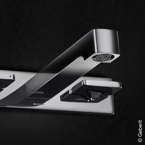 Immagine di Geberit ONE rubinetteria per lavabo, design squadrato, montaggio a parete e miscelatore a due manopole, per scatola funzionale da incasso, finiture cromo 116.461.21.1