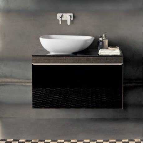 Immagine di Geberit CITTERIO mobile sospeso L.90 cm, con un cassetto, corpo finitura rovere marrone fumè e cassetti colore nero finitura vetro lucido 500.560.JJ.1