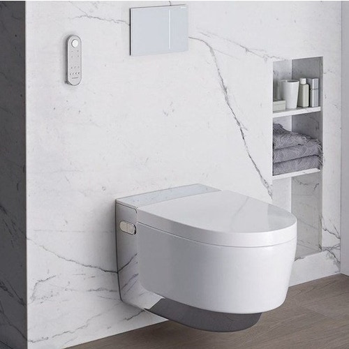 Immagine di Geberit AQUACLEAN MERA COMFORT vaso sospeso, senza brida, completo di sedile con funzione bidet a chiusura ammortizzata e cover cromo lucido, colore bianco finitura lucido 146.210.21.1