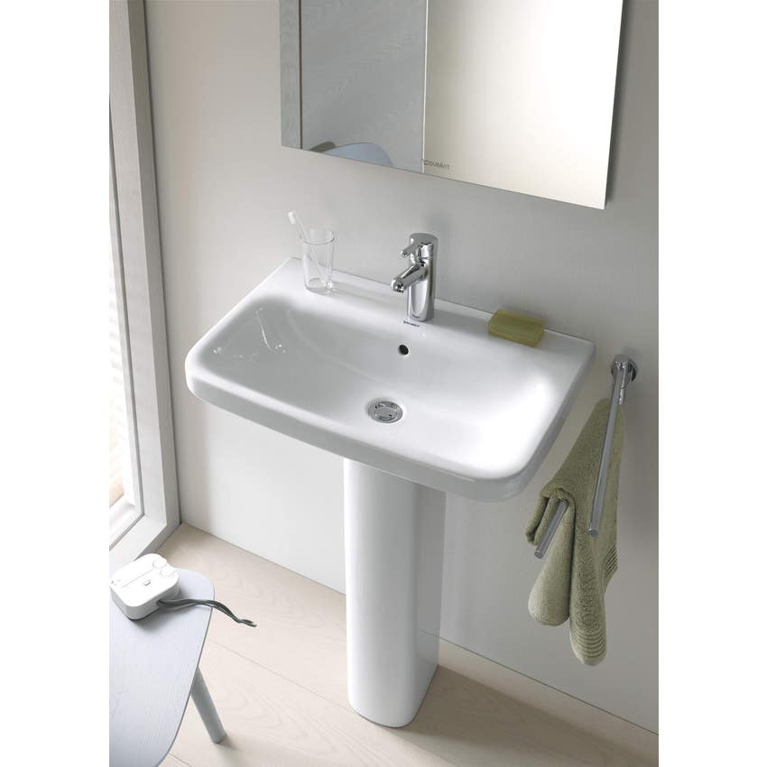 Immagine di Duravit DURASTYLE lavabo 60 cm con 3 fori per rubinetteria, con troppopieno, con bordo per rubinetteria, lato inferiore smaltato, WonderGliss, colore bianco 23196000301