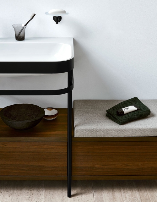 Immagine di Duravit HAPPY D.2 PLUS bacinella da appoggio soprapiano 60 cm con rettifica, monoforo, con troppopieno e bordo per rubinetteria, WonderGliss, interno colore bianco finitura lucido, esterno colore antracite finitura opaco 23606061001