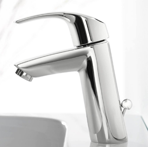 Immagine di Grohe EUROSMART miscelatore monocomando H.17 cm per lavabo, con scarico, con tecnologia Grohe SilkMove Energy e Water Saving, finitura cromo 2339310E