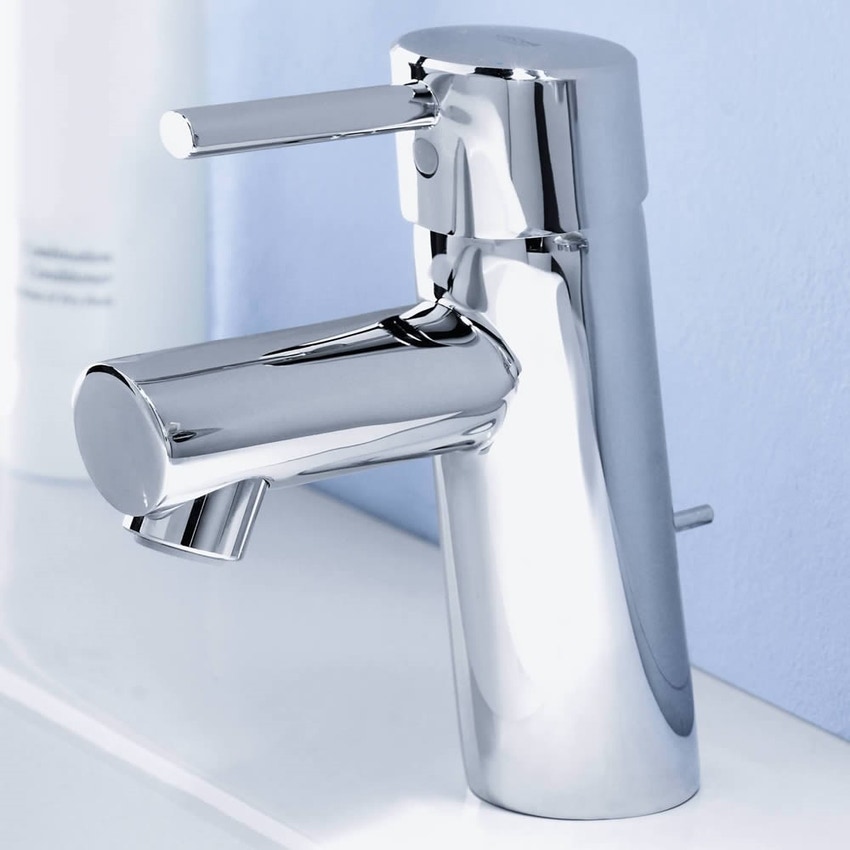 Immagine di Grohe CONCETTO miscelatore monocomando H.16 cm, per lavabo, senza limitatore di portata, con scarico, finitura cromo 32204001