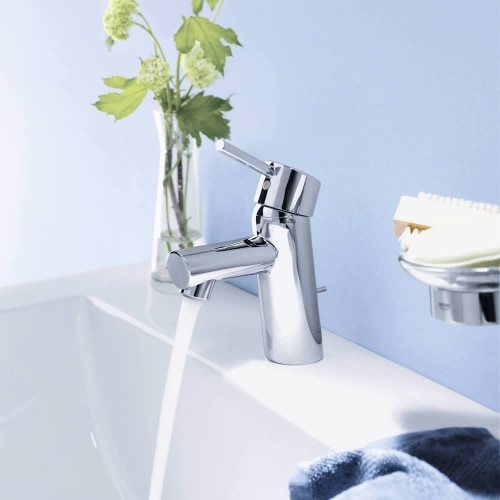 Immagine di Grohe CONCETTO miscelatore monocomando H.16 cm, per lavabo, senza limitatore di portata, con scarico, finitura cromo 32204001
