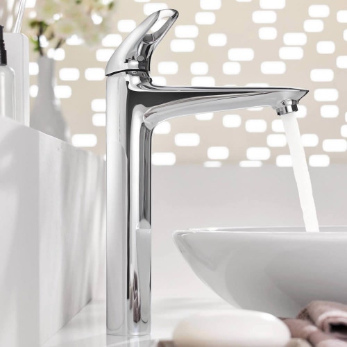 Immagine di Grohe EUROSTYLE miscelatore monocomando H.33 cm, per lavabo, con risparmio idrico, senza scarico, finitura cromo 23570003