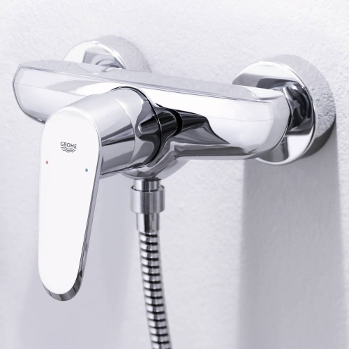 Immagine di Grohe EURODISC COSMOPOLITAN miscelatore monocomando per doccia, con limitatore di portata, finitura cromo 33569002