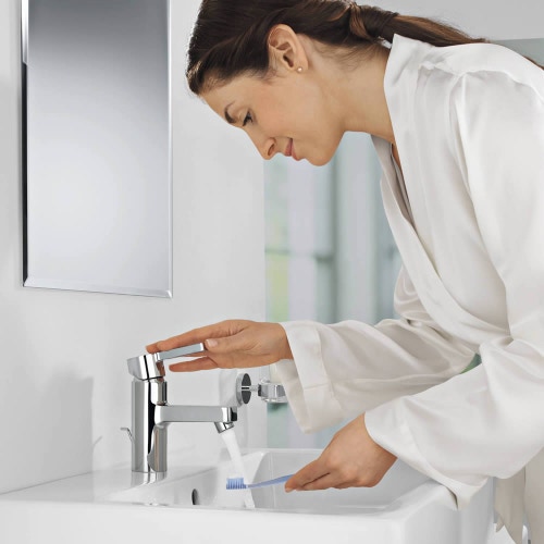 Immagine di Grohe Lineare Miscelatore Monocomando Lavabo finitura cromo 32115000