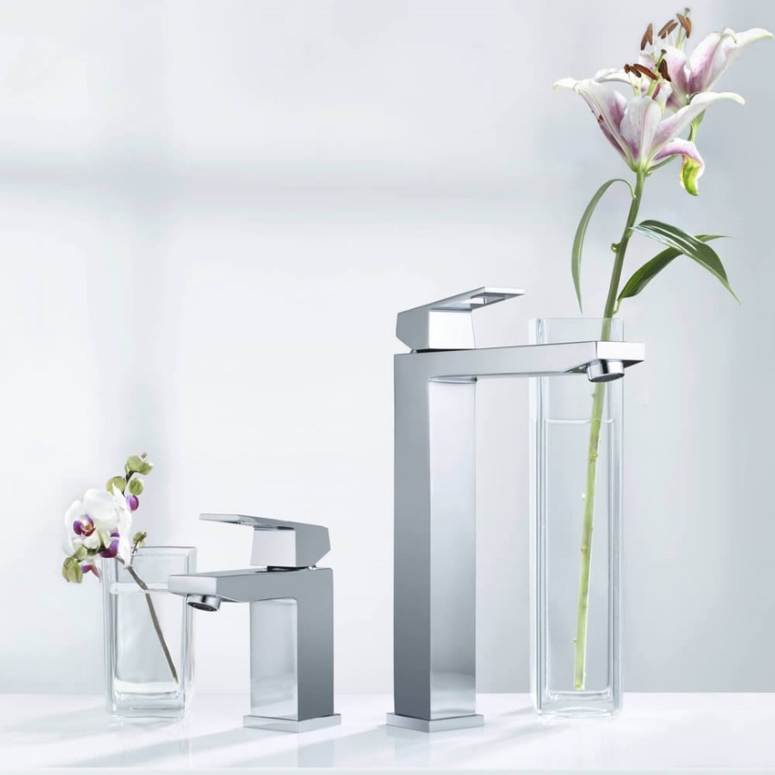 Immagine di Grohe EUROCUBE miscelatore monocomando H.16 cm, per lavabo, con scarico e risparmio idrico, finitura cromo 2312700E