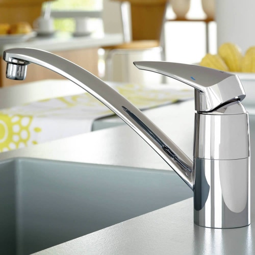 Immagine di Grohe EURODISC miscelatore monocomando H.21 cmper lavello, con bocca girevole, finitura cromo 33770001