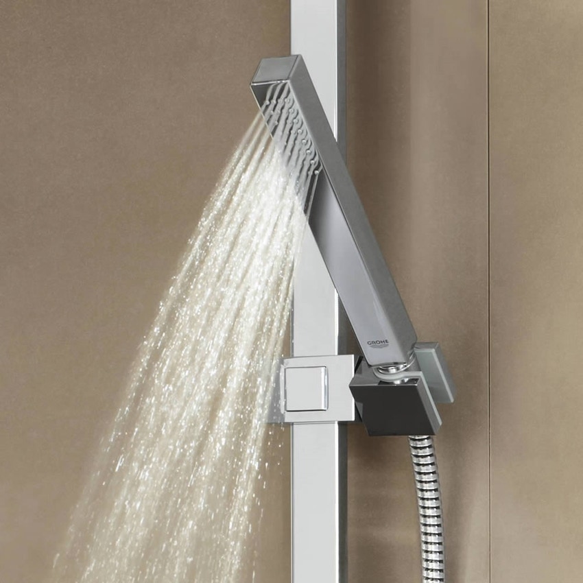 Immagine di Grohe EUPHORIA CUBE STICK set asta doccia a getto fisso, con manopola doccia 27698, asta doccia H.90 cm e flessibile 175 cm, finitura cromo 27700000