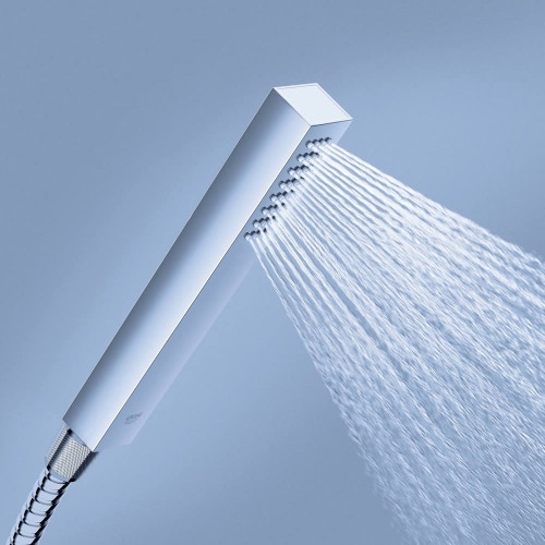 Immagine di Grohe EUPHORIA CUBE set doccetta con manopola doccia, supporto a parete fisso e flessibile, finitura cromo 27889000