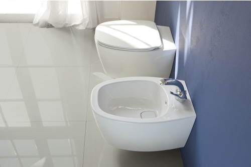 Immagine di Ideal Standard DEA sedile slim con chiusura rallentata per vaso, colore bianco finitura matt T676783