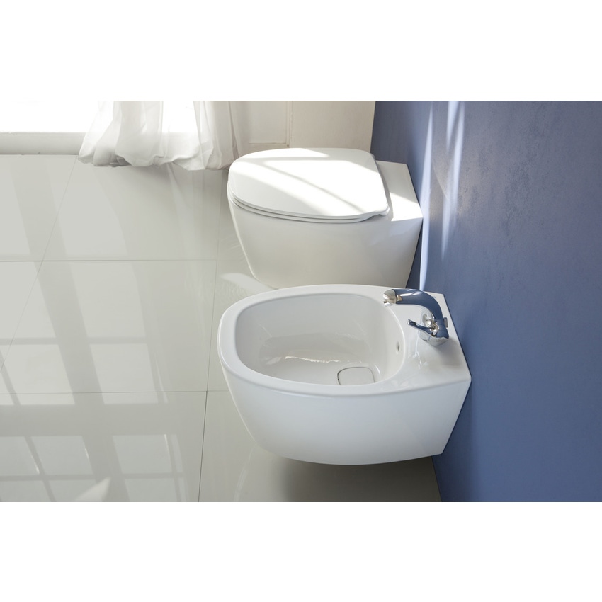 Immagine di Ideal Standard DEA sedile slim con chiusura rallentata per vaso, colore bianco finitura matt T676783