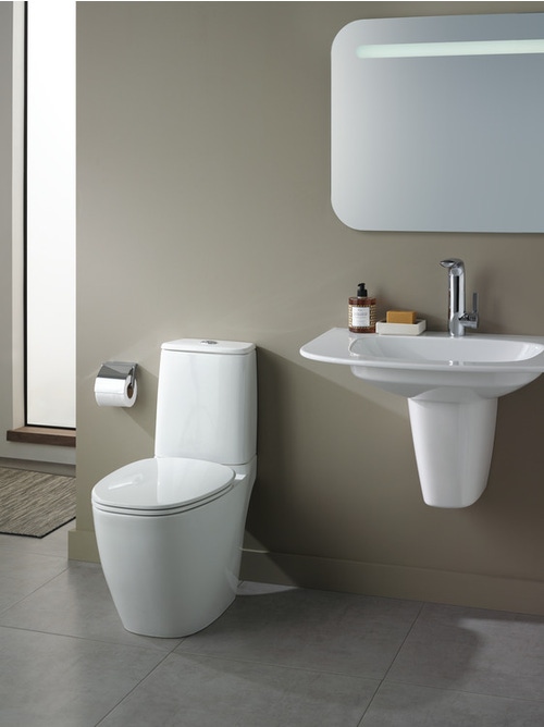 Immagine di Ideal Standard DEA sedile slim con chiusura rallentata per vaso, colore bianco finitura matt T676783