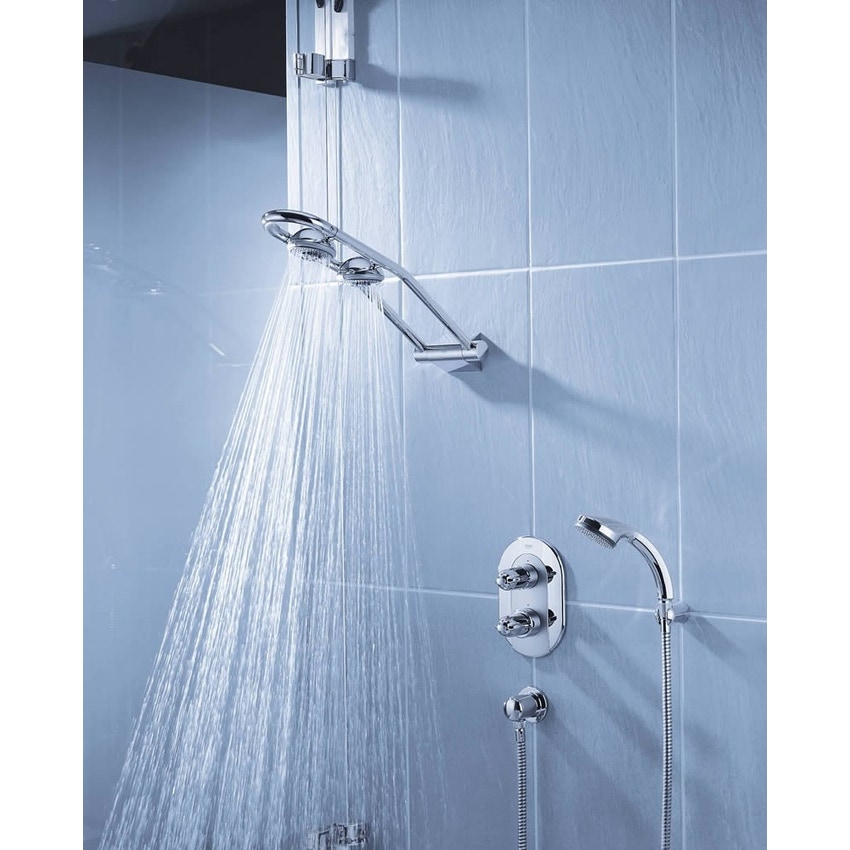 Immagine di Grohe Freehander® Sistema doccia da incasso Con due soffioni doccia orientabili braccio doccia orientabile per funzione doccia (posizione alta) e soffioni laterali (posizione bassa) cromo 27005000