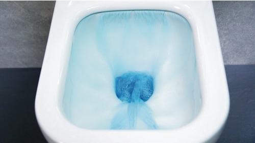 Immagine di Ideal Standard TONIC II vaso sospeso AquaBlade®, completo di sedile slim a sgancio rapido, colore bianco K316601