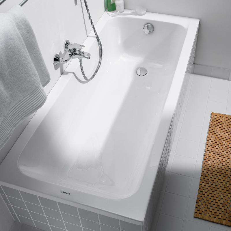 Immagine di Duravit D-CODE vasca rettangolare L.170 cm, da incasso, con uno schienale inclinato, scarico nella zona piedi, colore bianco 700098000000000