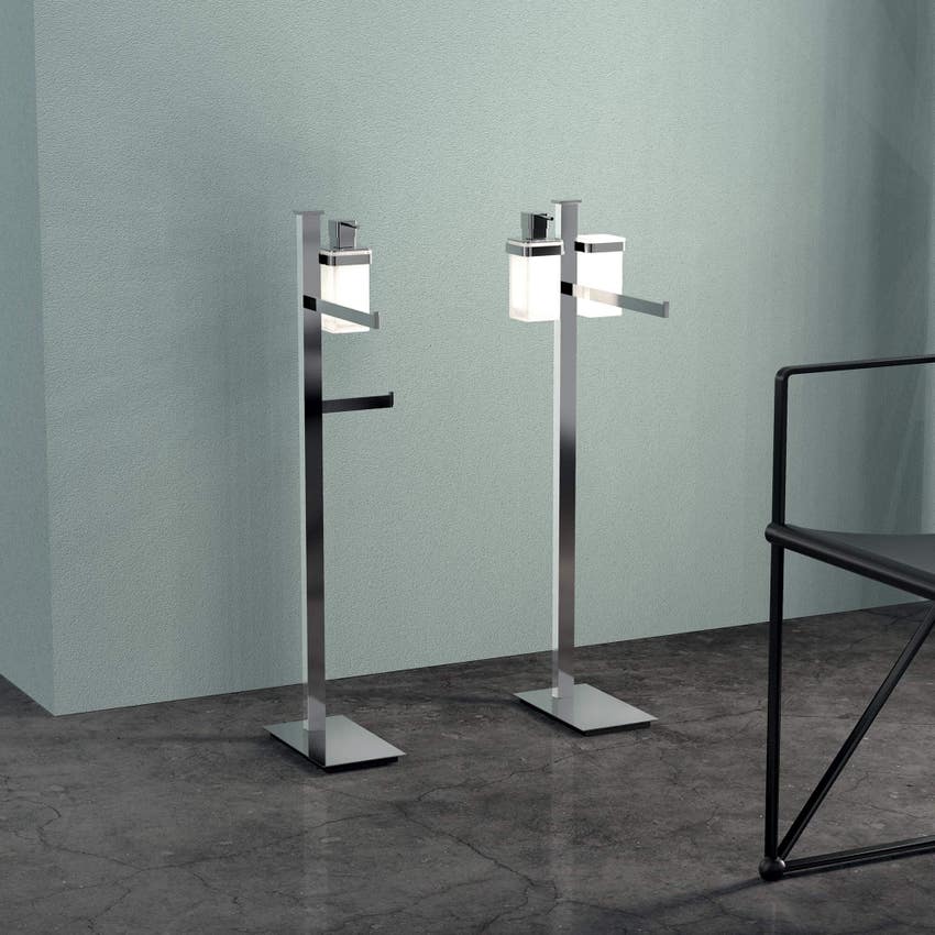 Immagine di Colombo Design UNITS piantana con spandisapone, porta bicchiere e porta salvietta, finitura cromo B91110CR