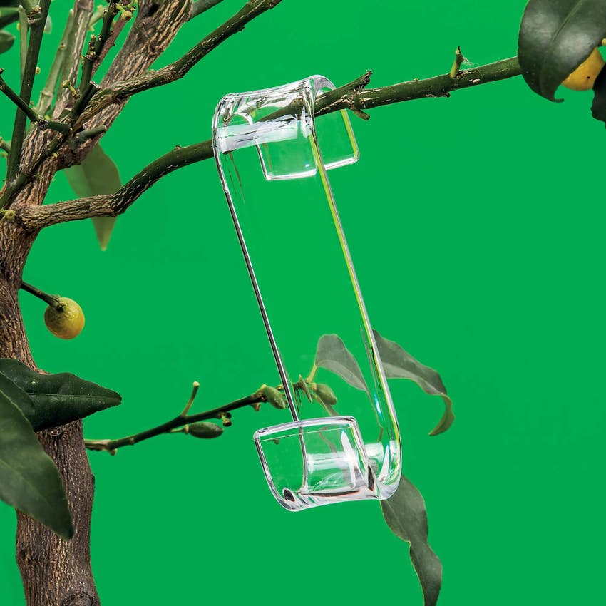 Immagine di Colombo Design COOL SLY appendiabiti per termoarredi in ABS, finitura trasparente W4800-TR