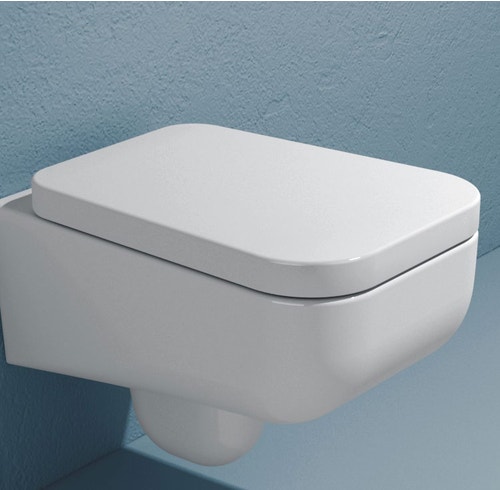 Immagine di Flaminia COMO set sanitari sospesi, vaso con sistema goclean® e coprivaso avvolgente con discesa rallentata, bidet monoforo con troppopieno, colore bianco finitura lucido CM118+CM218+CMCW03