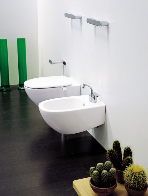 Immagine di Flaminia SPIN bidet sospeso monoforo, con troppopieno, colore bianco finitura lucido 5086