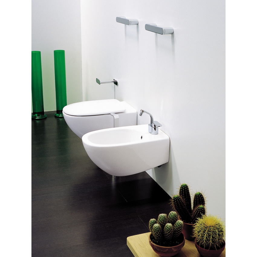 Immagine di Flaminia SPIN bidet sospeso monoforo, con troppopieno, colore bianco finitura lucido 5086