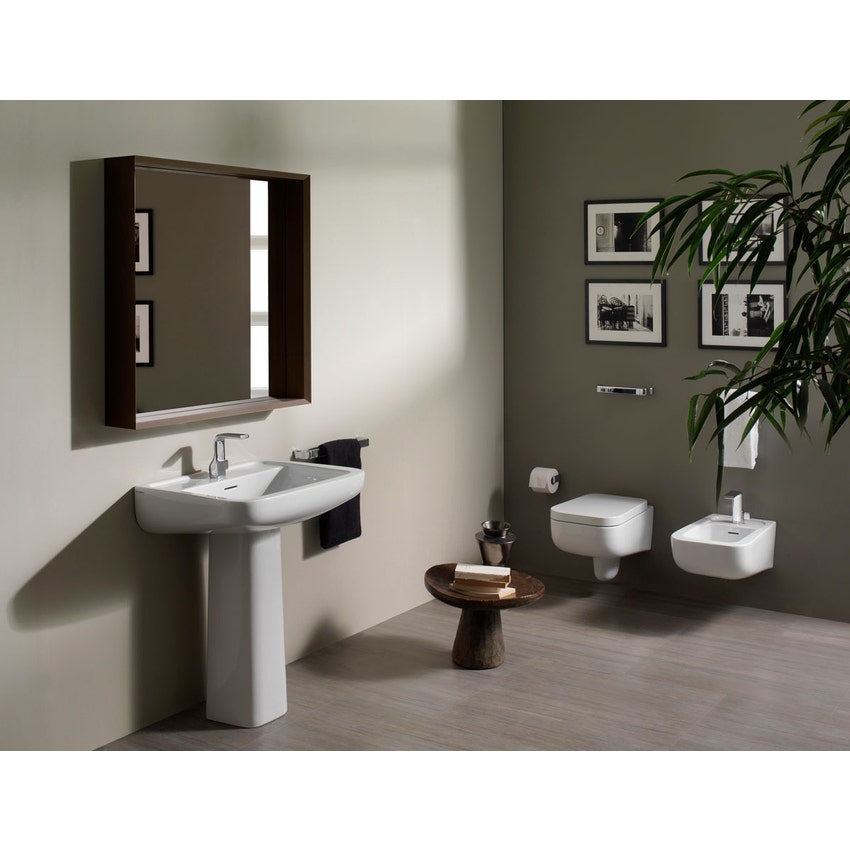 Immagine di Flaminia COMO set sanitari sospesi, vaso con sistema goclean® e coprivaso avvolgente con discesa rallentata, bidet monoforo con troppopieno, colore bianco finitura lucido CM118+CM218+CMCW03