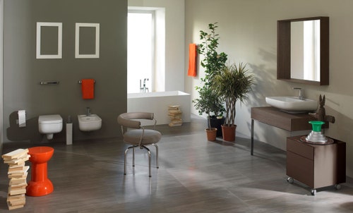 Immagine di Flaminia COMO set sanitari sospesi, vaso con sistema goclean® e coprivaso avvolgente con discesa rallentata, bidet monoforo con troppopieno, colore bianco finitura lucido CM118+CM218+CMCW03