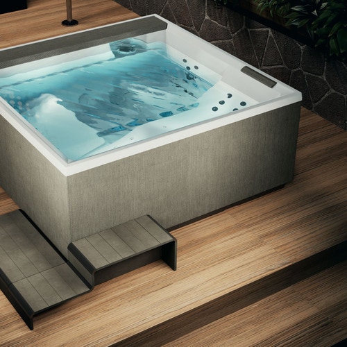 Immagine di Novellini Pannello natural touch per vasca idromassaggio Divina XL, finitura warm brown PATV2F2LDIVDX-T2