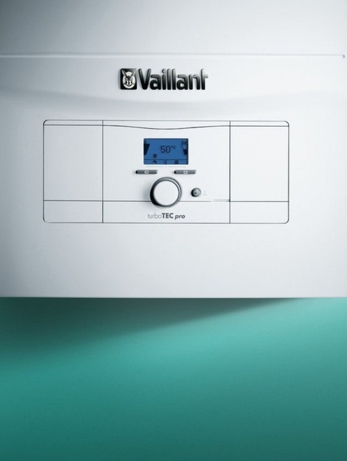 Immagine di Vaillant atmoTEC pro VMW balkon 240-3B ERP (MTN) Caldaia murale da esterno per riscaldamento e acqua calda sanitaria 0010016271