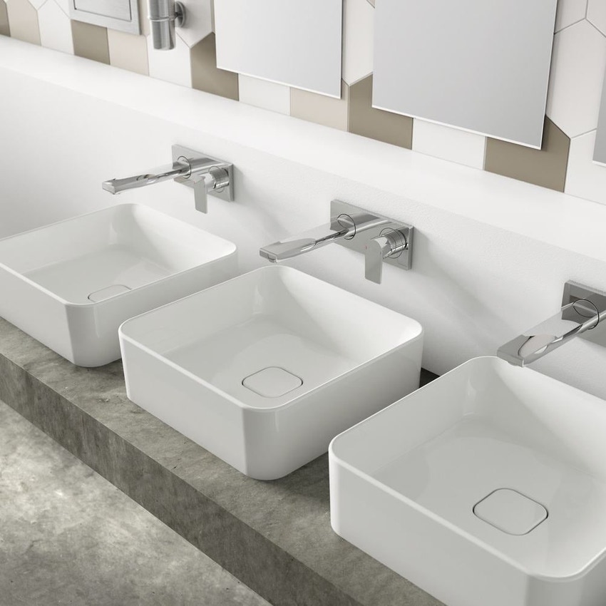 Immagine di Ideal Standard EDGE miscelatore monocomando lavabo per installazione a parete, finitura cromo A7116AA