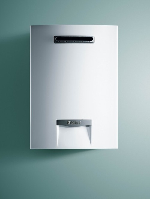 Immagine di Vaillant outsideMAG 13-5/0-5 GPL scaldabagno per esterno istantaneo a tiraggio forzato per produzione di acqua calda sanitaria, con accensione elettronica 0010016640