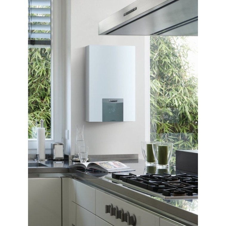 Immagine di Vaillant turboMAG plus16-2/0-5 ERP (MTN) Scaldabagno da interno a gas istantaneo a tiraggio forzato, con accensione elettronica e dimensioni compatte 0010016030