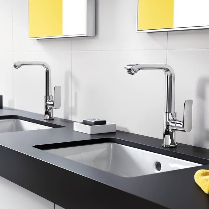 Immagine di Hansgrohe METRIS set rubinetteria con miscelatore lavabo con scarico, miscelatore bidet con scarico, miscelatore monocomando vasca ad incasso e corpo incasso, finitura cromo SETME002