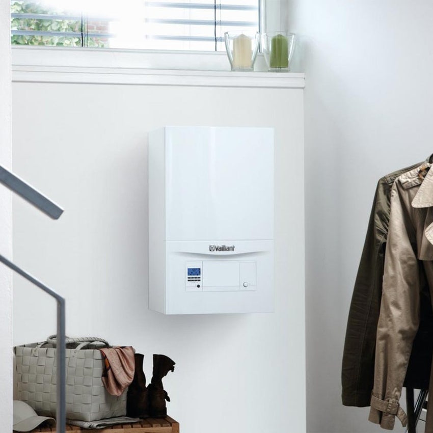 Immagine di Vaillant ecoTEC pro VMW 236/5-3 WIFi + Caldaia murale a condensazione combinata da interno per riscaldamento e acqua calda sanitaria, abbinata a vSMART WiFi 0020256400