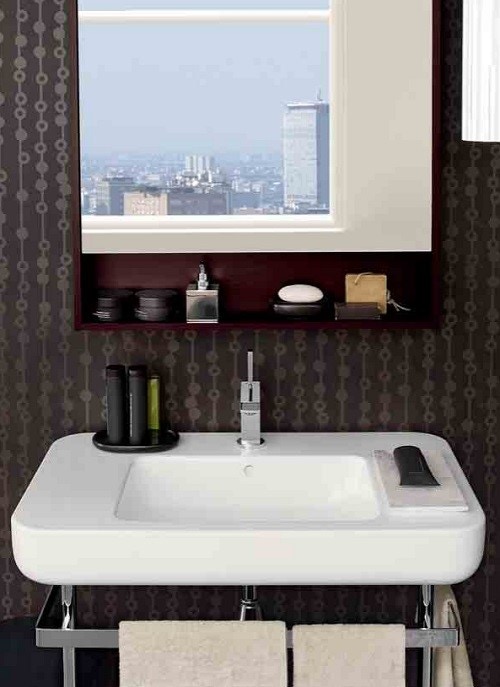 Immagine di Pozzi Ginori Easy.02 composizione lavabo rettangolare 90, bianco; struttura in ottone cromato. 4203000