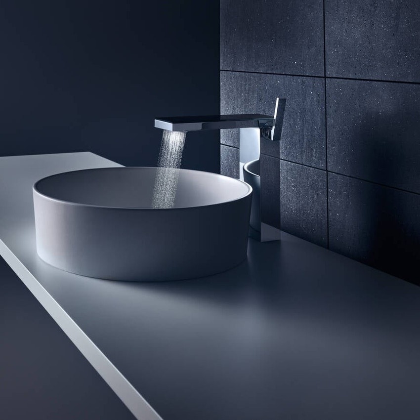 Immagine di Axor MYEDITION miscelatore monocomando lavabo 230, con set scarico push-open, finitura cromo e vetro a specchio 47020000