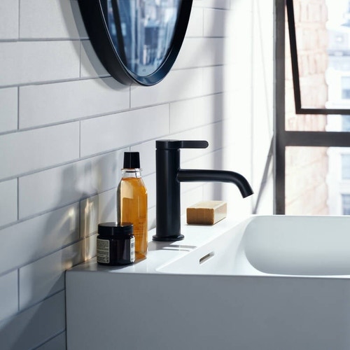 Immagine di Axor ONE miscelatore monocomando lavabo 70, con maniglia a leva e set di scarico, finitura cromo 48001000