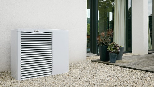 Immagine di Vaillant aroTHERM VWL 85/2 230V Pompa di calore aria/acqua monoblocco  0010011971