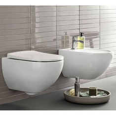 Immagine di Geberit ACANTO set sanitari sospesi, vaso con sedile a chiusura ammortizzata, bidet monoforo, colore bianco finitura lucido 500.606.01.2-500.601.01.2