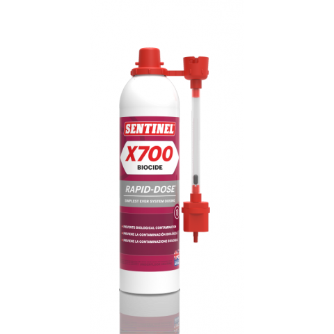 Immagine di Sentinel X700 Biocida, previene la contaminazione biologica negli impianti di riscaldamento a pannelli radianti, Contenitore pressurizzato da 300 ml X700RD-12X300ML-EXP