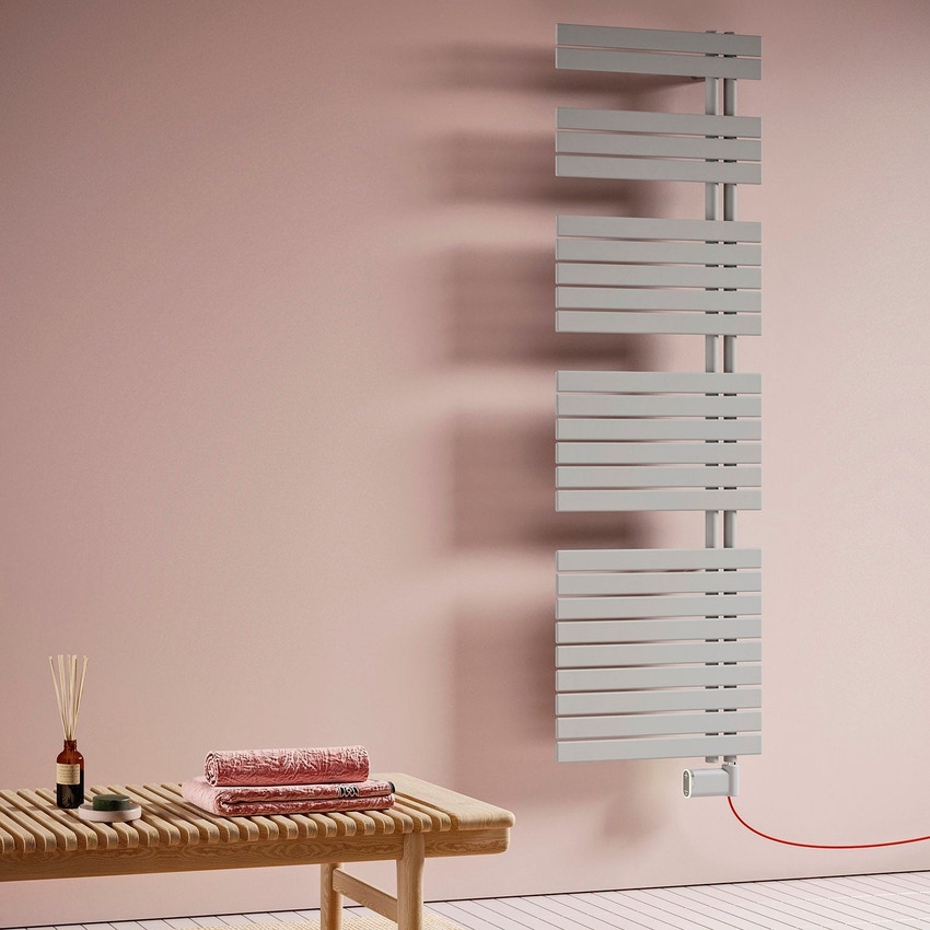 Immagine di Irsap SOUL ELETTRICO scaldasalviette attacco destro 14 tubi, 3 intervalli, H.105,4 L.55 P.5 cm, con resistenza WiFi, colore bianco perla finitura ruvido Cod.16 SRM055E16IR01NNN