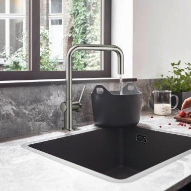 Immagine di Hansgrohe M54 miscelatore cucina monocomando U220, 1 jet, finitura cromo 72806000