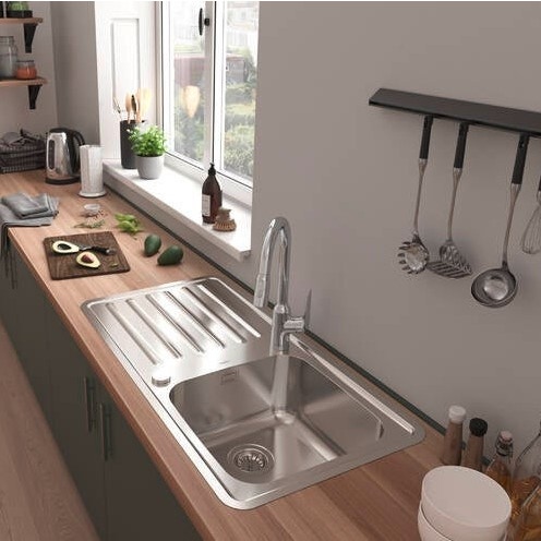 Immagine di Hansgrohe M42 miscelatore cucina monocomando 220, doccetta estraibile, 2 jet, finitura cromo 71800000