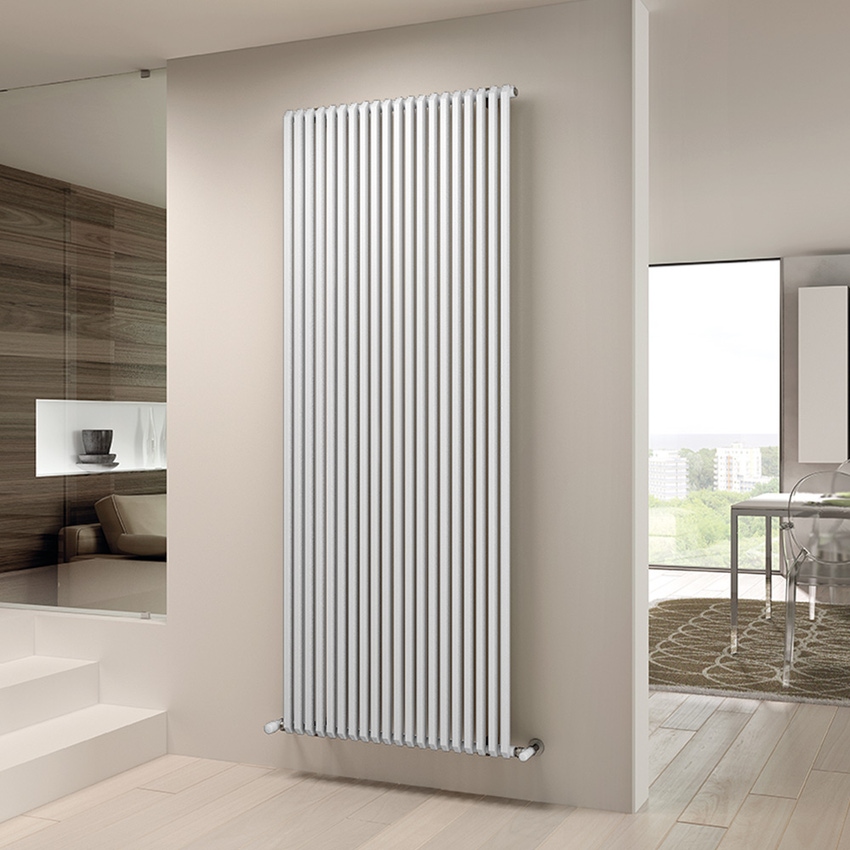 Immagine di Irsap SAX radiatore verticale 18 elementi, H.180 L.72 P.5,5 cm, colore bianco SX118001801IR01A01
