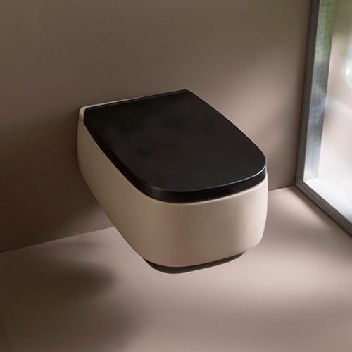 Immagine di Flaminia FLAG set sanitari sospesi, vaso goclean® finitura bicolore argilla e carbone opaco, bidet con troppopieno finitura bicolore argilla e carbone opaco, coprivaso con discesa rallentata colore carbone finitura opaco FG118GSAC+FGCW03CAR+FG218SAC