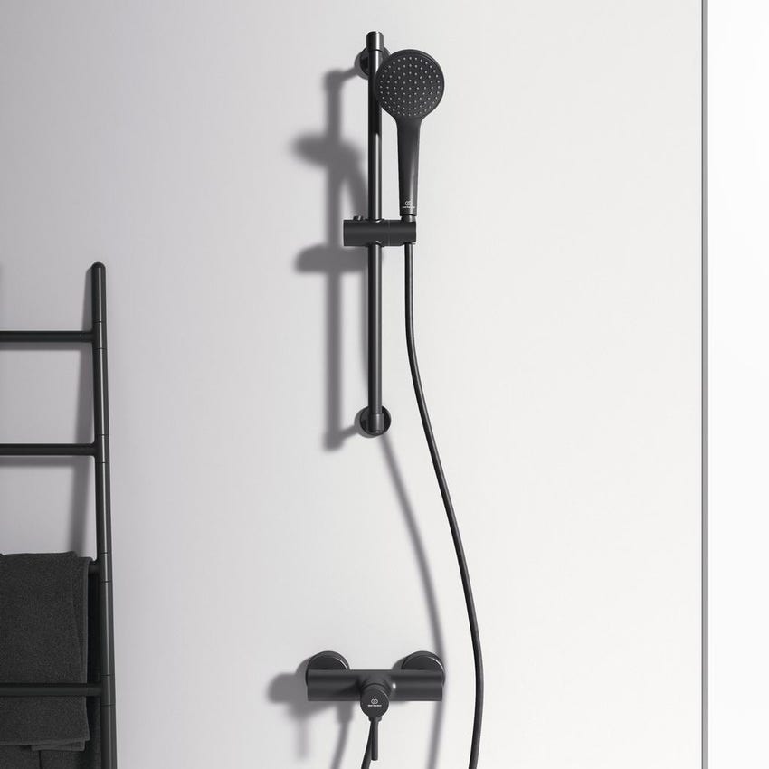 Immagine di Ideal Standard CERALINE miscelatore monocomando per doccia, senza accessori, colore nero finitura opaco BC200XG