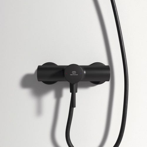 Immagine di Ideal Standard CERALINE miscelatore monocomando per doccia, senza accessori, colore nero finitura opaco BC200XG