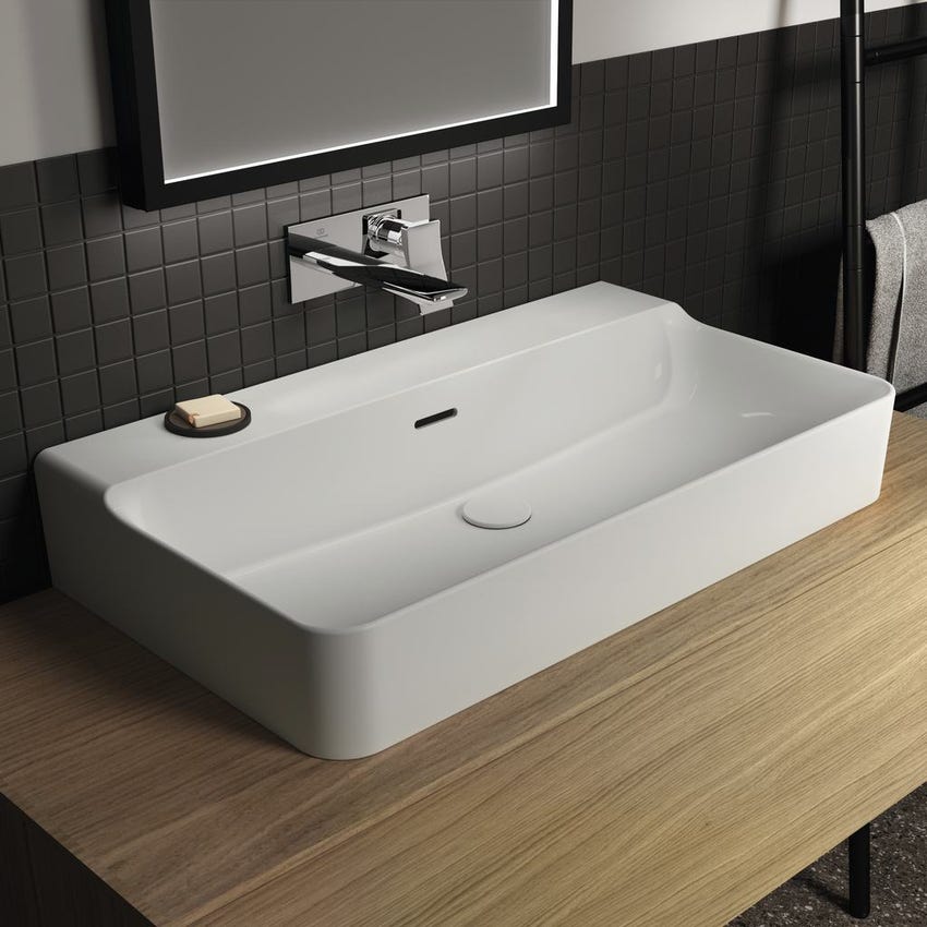 Immagine di Ideal Standard CONCA lavabo smaltato rettangolare sospesa o da appoggio L.80 cm, con troppopieno, colore bianco finitura lucido T379401