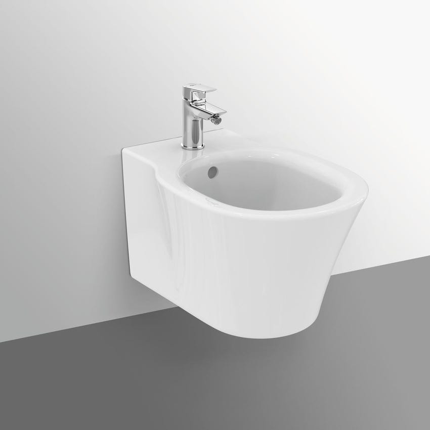 Immagine di Ideal Standard CONNECT AIR set sanitari sospesi, vaso AquaBlade® con sedile a sgancio rapido, senza discesa rallentata, bidet monoforo con troppopieno, colore bianco finitura lucido E008201-E026601